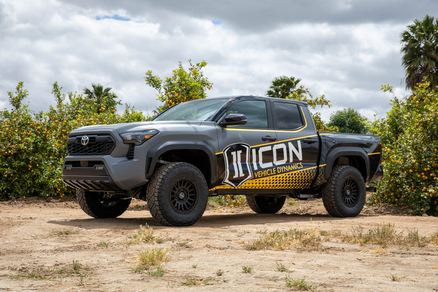 ICON 2024 Toyota Tacoma, 0-1 Lift, Rear, V.S. 2.5 Aluminum Series, Remote Reservoir Shocks w/ CDXS, Pair